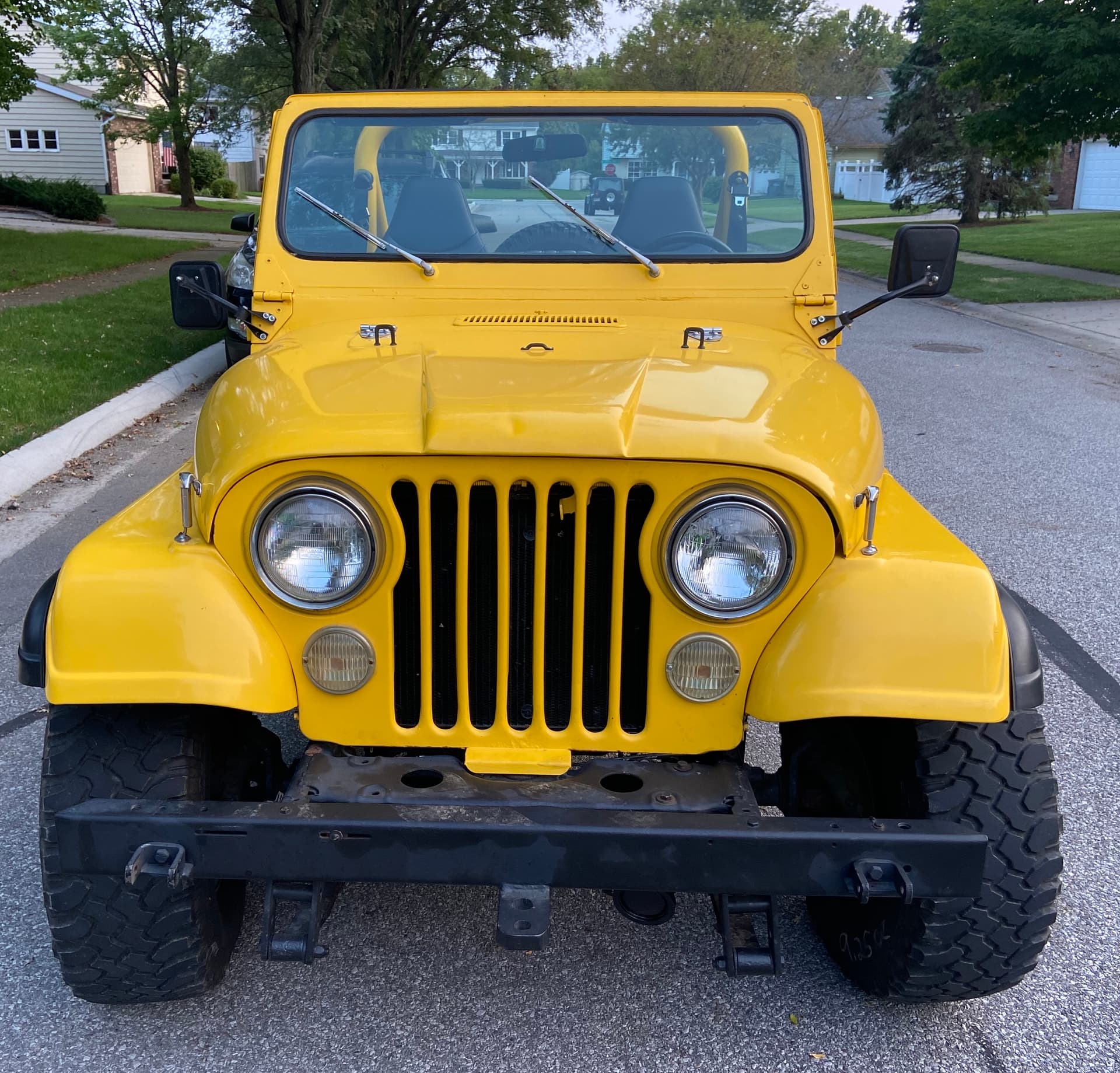 82' Jeep Scrambler CJ8 - Yellow 5-Seater