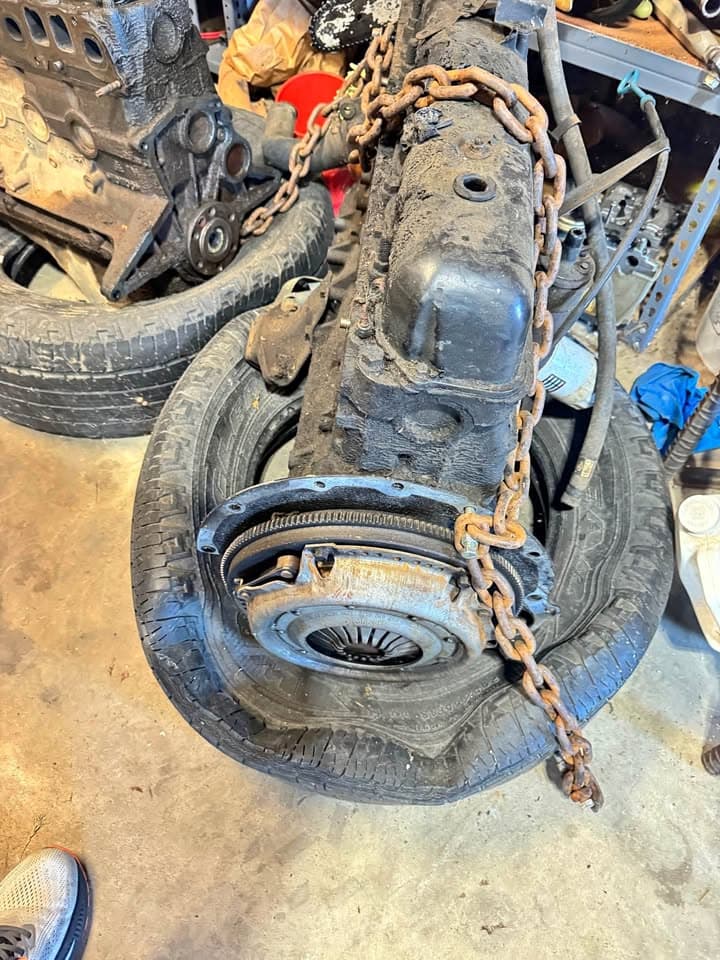 Jeep Scrambler 258 Engine