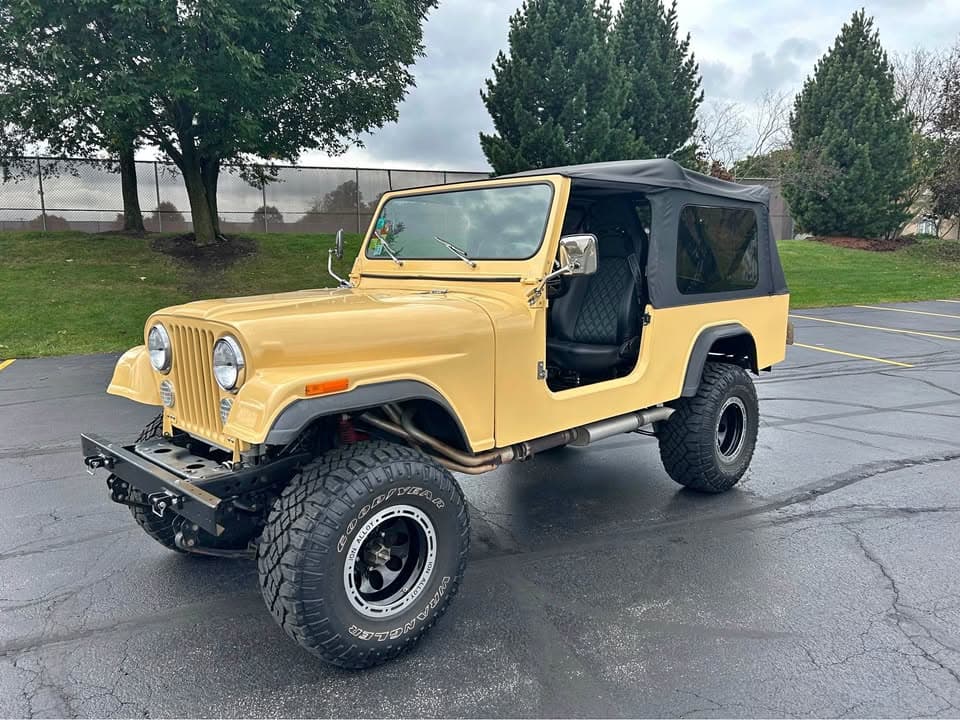 1983 Jeep Scrambler CJ8