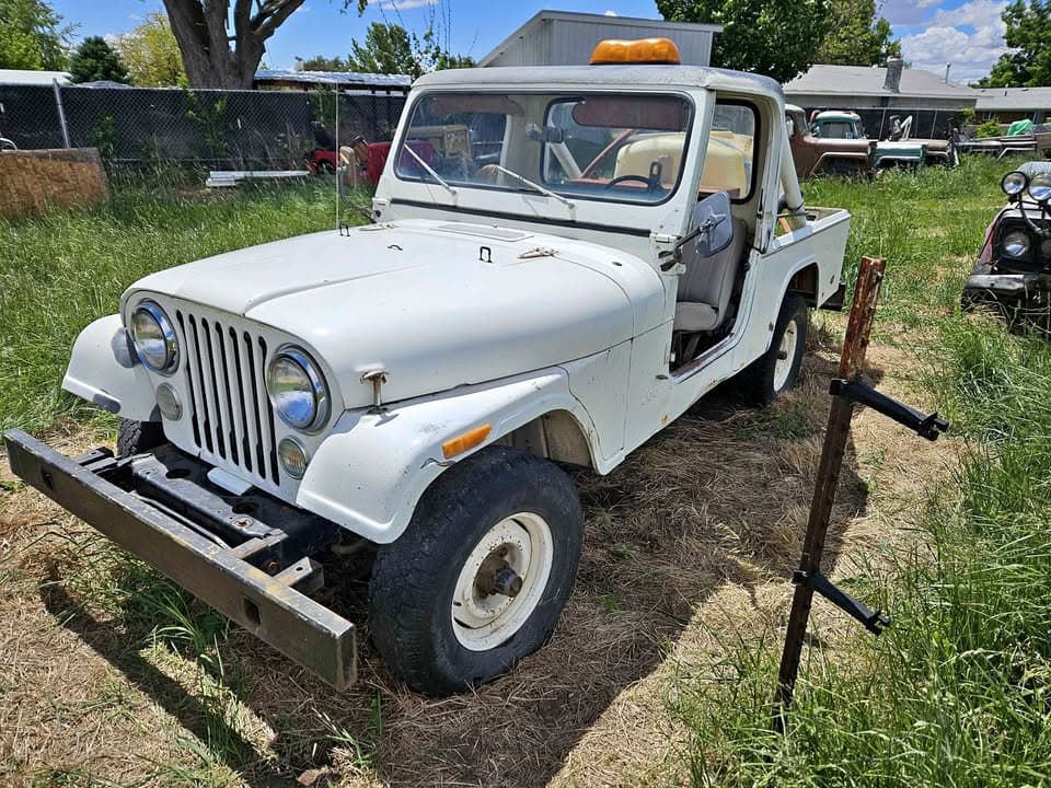 Jeep Scrambler CJ8
