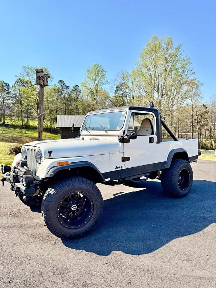 1983 Jeep Scrambler (CJ-8) - 5.3L V8